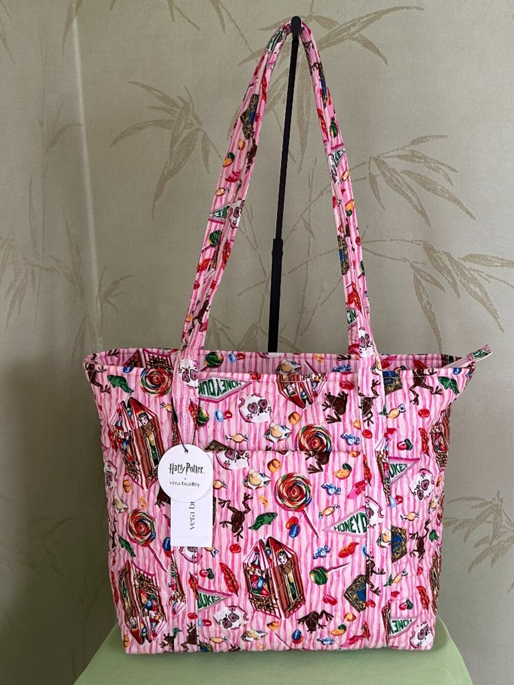 VERA BRADLEY HARRY POTTER HONEYDUKE SMALL VERA TOTE:NWT